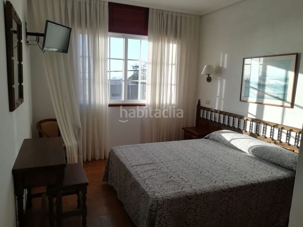 Foto bb099c74-5c13-49db-be13-26b143d1376b. Edifici a Guarda (A)