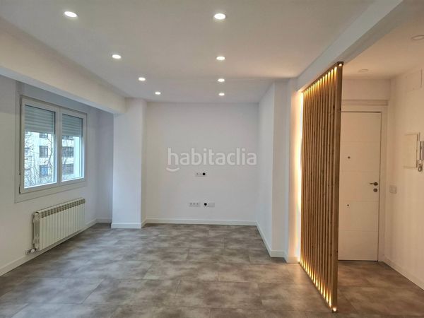 Foto 80560762-212a-4883-95ee-59f3528b900e. Pis amb calefacció a Plaza España - Corte Inglés Vigo