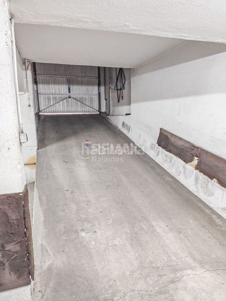 Foto b49319d8-378a-46ac-a7cc-8eaf47515a3b. Pis amb calefacció aparcament a Plaza España - Corte Inglés Vigo