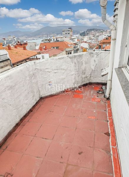 Foto 3a0d5fc6-d0c9-49a4-95c7-39f37ca7ba14. Piso en Plaza España - Corte Inglés Vigo