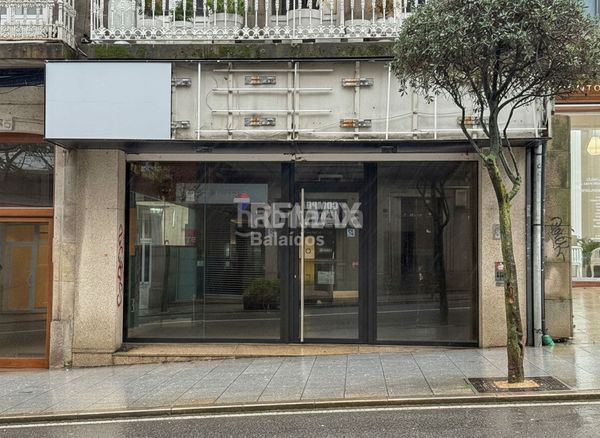 Foto 9a70fd07-6143-4d1b-ac36-ff43885cd4f9. Local comercial a Centro - Areal Vigo
