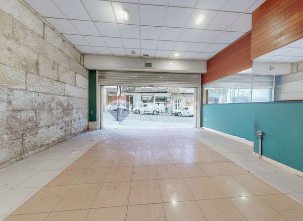 Foto fff3b10a-91c6-45f6-af44-d9f66bd10f79. Local comercial a Centro - Areal Vigo