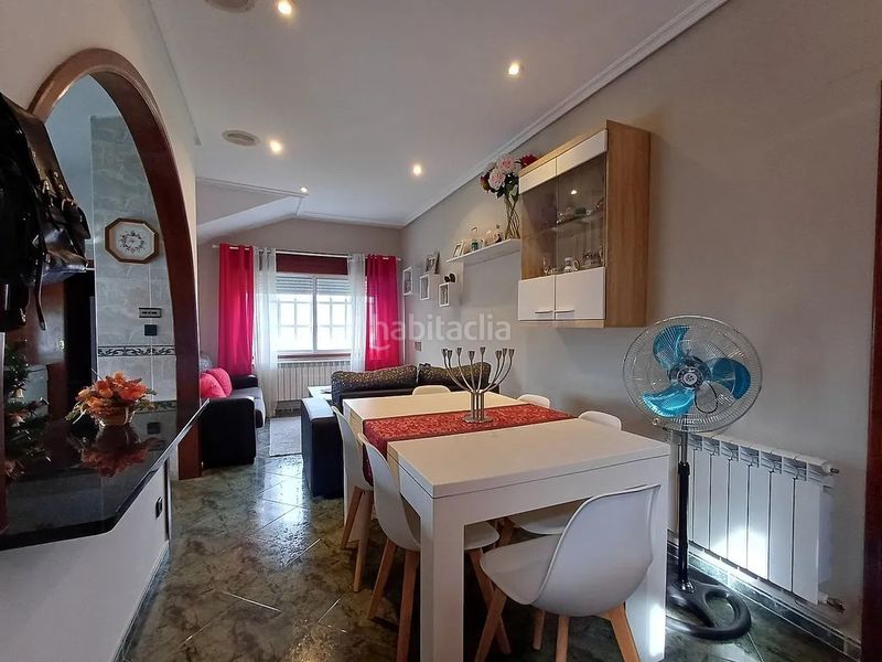 Foto db1fd287-f7f5-419b-8910-cc3f0a9a1417. Apartament amb calefacció a Cañiza (A)