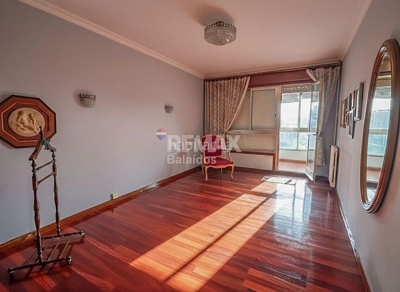 Foto 01ef2b47-e391-4713-a549-b920f5d30bde. Piso en Plaza España - Corte Inglés Vigo