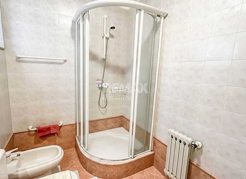 Foto da133cd9-c10a-474a-828c-141f3437bb34. Piso en Plaza España - Corte Inglés Vigo