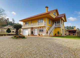 House  Santiago de oliveira