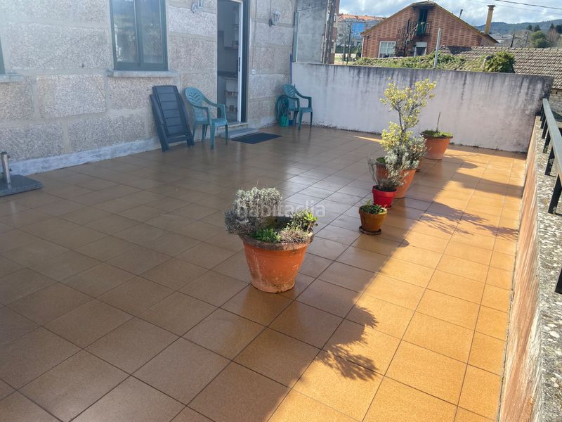 Foto 9a986ae9-da0b-45c8-aa3c-462544b17532. Casa adossada amb calefacció aparcament a Tui