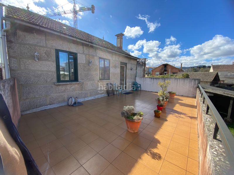 Foto b00ca994-b9f4-4bd4-b6b6-24feec18531e. Casa adossada amb calefacció aparcament a Tui