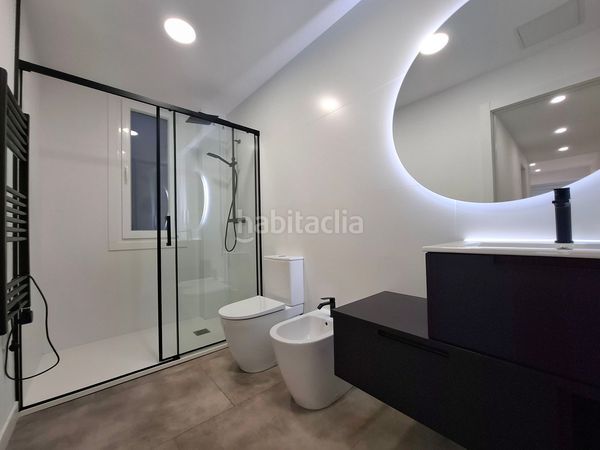 Foto 179c0fb7-a45b-4fe3-8568-60d7db77090b. Pis amb calefacció a Plaza España - Corte Inglés Vigo