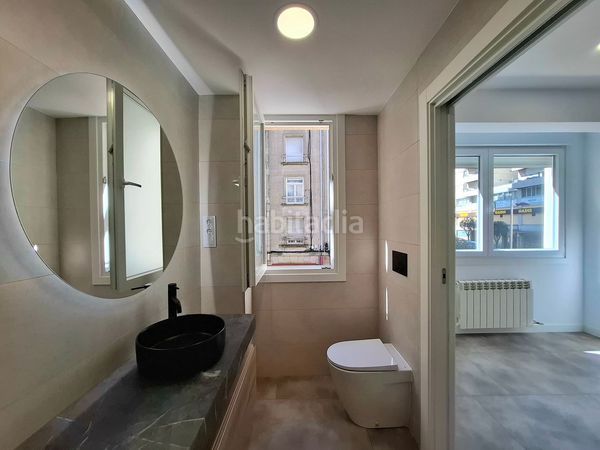 Foto 54303ee0-a6b4-448f-8a50-54cea37c4824. Pis amb calefacció a Plaza España - Corte Inglés Vigo