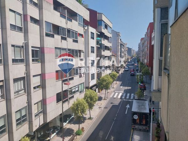 Foto 50eb1e8e-8674-4465-b4c7-e71a829f93df. Piso en Teis Vigo