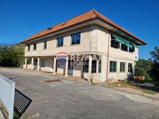Industrial building in Cabral - Candeán