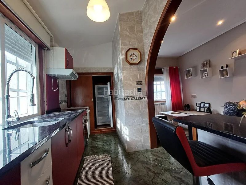 Foto 11039853-b0f4-46f7-9c49-3971771887af. Ático en Cañiza (A)