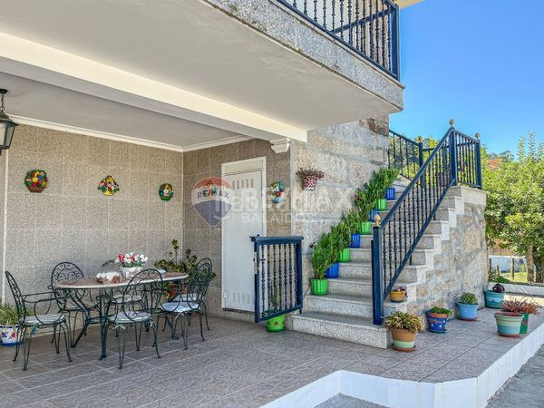 Foto 9a257777-a360-42e9-ad4d-d9600a787988. Casa amb calefacció aparcament a Ponteareas