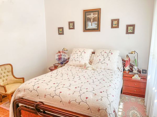 Foto a24b49a7-c92e-44f9-b1fa-61f8101499ca. Casa amb calefacció aparcament a Ponteareas