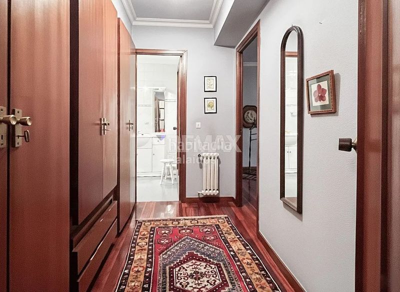 Foto 76f24712-40b6-4a2a-89e5-749ed366e7c4. Pis amb calefacció aparcament a Plaza España - Corte Inglés Vigo