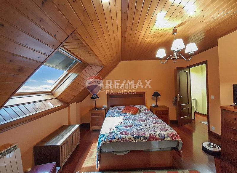 Foto 09157081-2355-4f3e-bb3b-f45b2ce177f5. Pis amb calefacció aparcament a Ponteareas