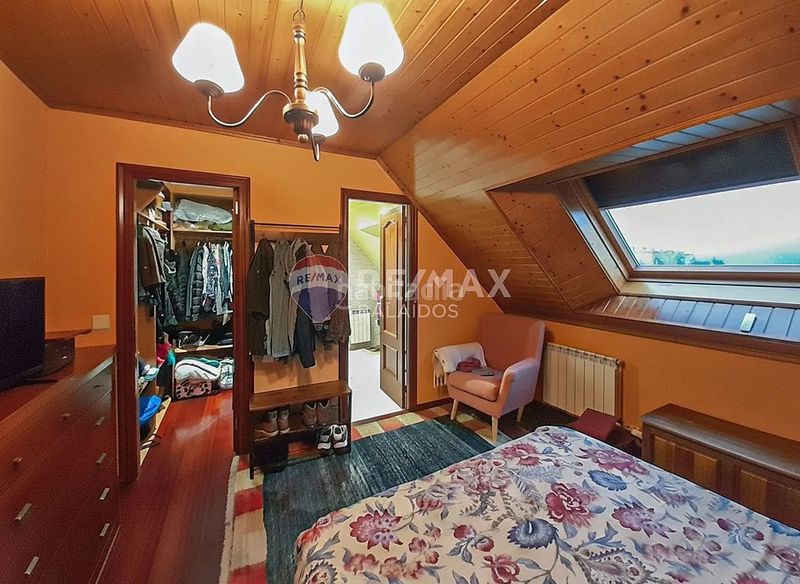 Foto 11abb0f8-109d-417e-8e4c-a24ea61fff99. Pis amb calefacció aparcament a Ponteareas