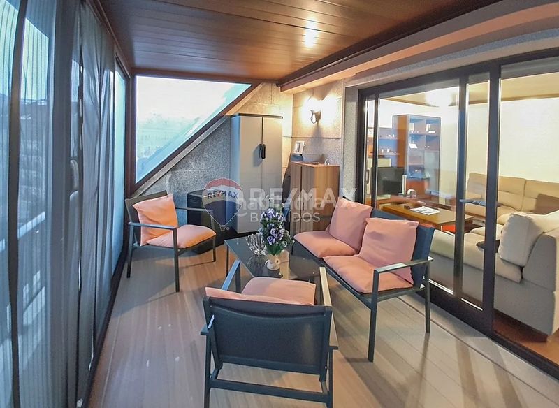 Foto 79e444e9-ec2b-478d-ac8d-7352834f7600. Pis amb calefacció aparcament a Ponteareas