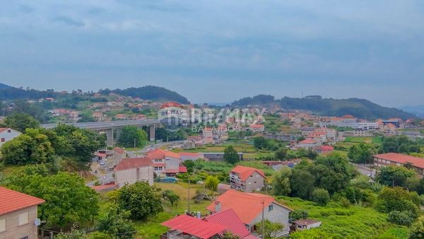 Foto 83a0e9ec-c3c2-48ba-986d-5ddebb48efbe. Xalet amb aparcament a Vilaboa