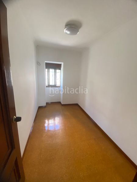 Foto 262884ef-98ea-4fee-83ec-b5e345f46474. Casa a Lavadores Vigo