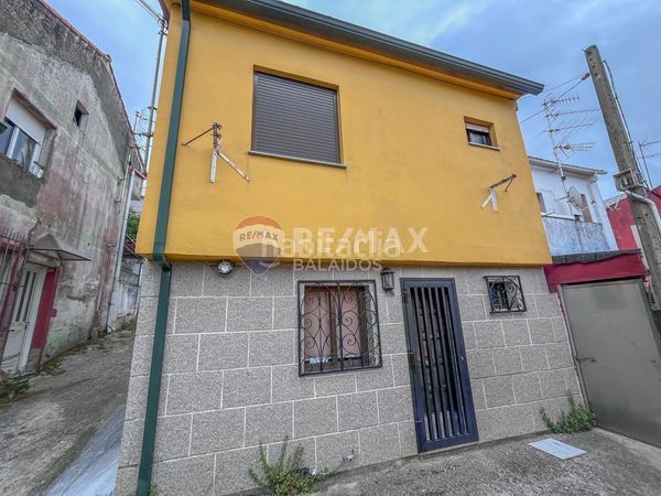 Foto 7bf8a0f1-94b9-49eb-9199-0c9a24525050. Casa a Lavadores Vigo