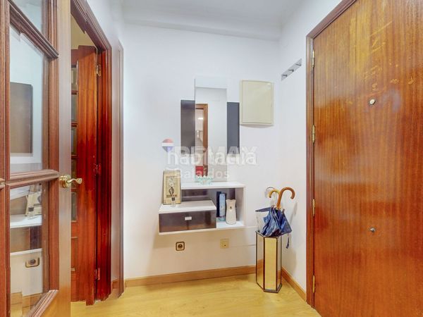 Foto 993de603-5aa1-4406-baae-2ef15a46a003. Pis amb calefacció aparcament a Berbés - Peritos Vigo