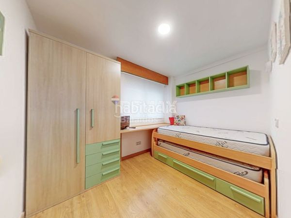 Foto bd9a246c-55aa-4daa-9d05-dbac0b57772e. Pis amb calefacció aparcament a Berbés - Peritos Vigo