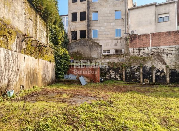 Foto 9c12eedf-1fe9-42a8-ae3e-66aaff5911bd. Casa amb aparcament a Centro - Echegaray Pontevedra