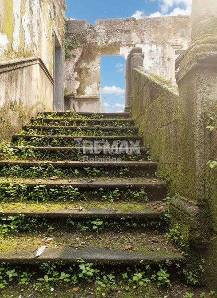 Foto f07c7807-0eaa-4570-9f20-4fe65adda9ff. Casa amb aparcament a Centro - Echegaray Pontevedra
