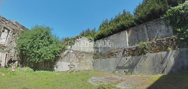Foto f26e78a5-2f70-4592-a8ee-edc2fd255603. Casa amb aparcament a Centro - Echegaray Pontevedra