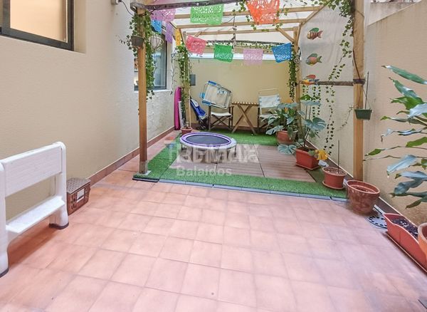 Foto 825def69-9e69-40c8-87e6-3f923f756363. Pis amb calefacció aparcament a Alcabre Vigo