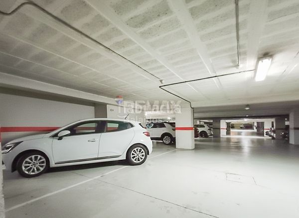 Foto e1954a23-f544-4535-82ce-f543ab4d9633. Pis amb calefacció aparcament a Alcabre Vigo