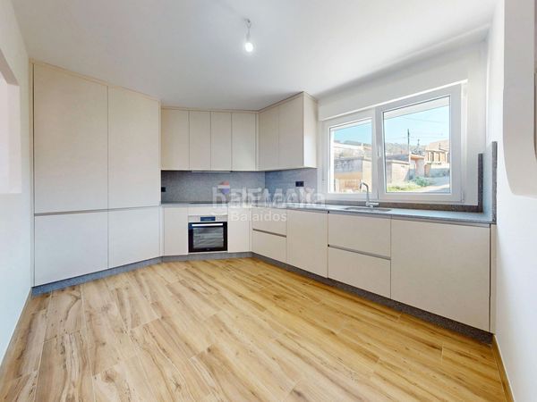 Foto 2c59141e-eee8-4d67-9ebc-8b0c3216fd05. Casa amb calefacció a Oia