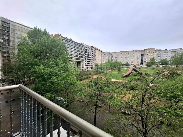 Foto 07d1b9b0-392e-42f1-9d88-d6e88859e692. Apartament amb calefacció aparcament a As Travesas - Balaidos Vigo