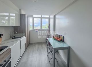 Piso  Rúa da estrada