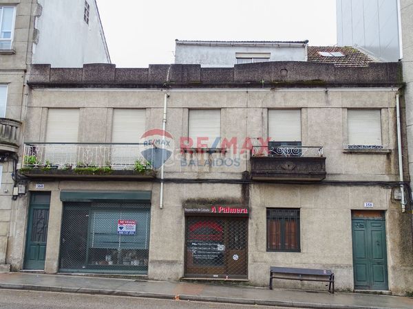 Foto 33ffeca5-b13d-4835-b44d-c236b7f81f2d. Casa a Lavadores Vigo