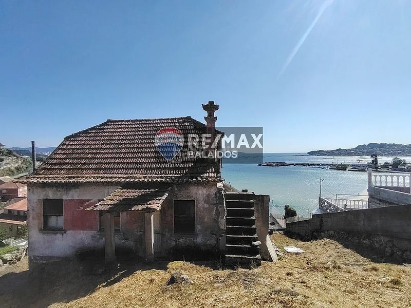 Foto b677fed5-4f08-4bc1-8d23-be04fc288dc8. Casa amb aparcament a Moaña