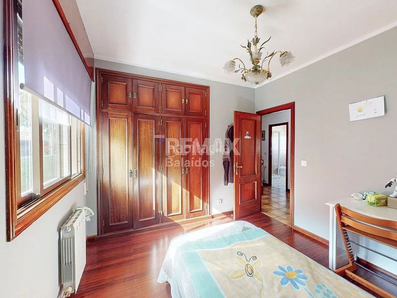 Foto a30e27aa-e8ef-460c-b983-c5fc9b10e332. Chalet en Baiona