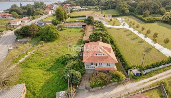 Foto d534d40a-c620-4969-885c-03ed9b19ad28. Chalet en Guarda (A)