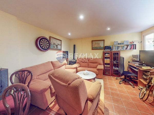 Foto d2e5fef2-9bd3-4e70-877c-74fb845d48d3. Casa a piñeiro 13a a Gondomar