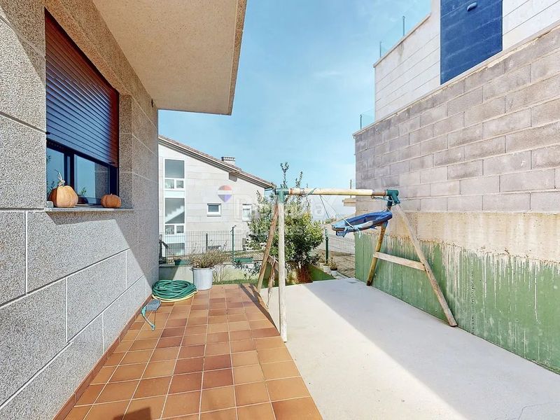 Foto 49dd3dfc-969a-4098-b240-1dc230255c69. Casa amb calefacció aparcament a Baiona
