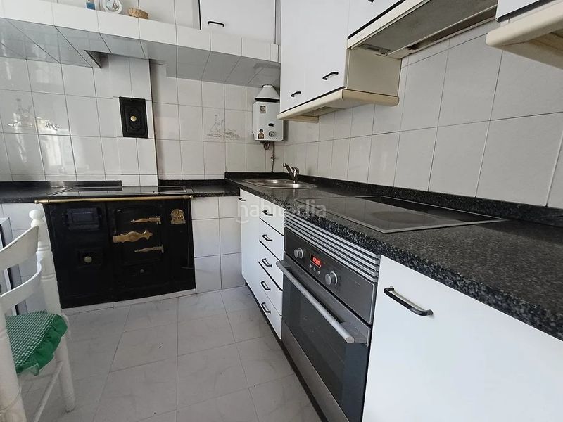 Foto b0672c43-5a2f-4154-9fb3-823fe9825fcf. Casa amb calefacció aparcament a Mondariz