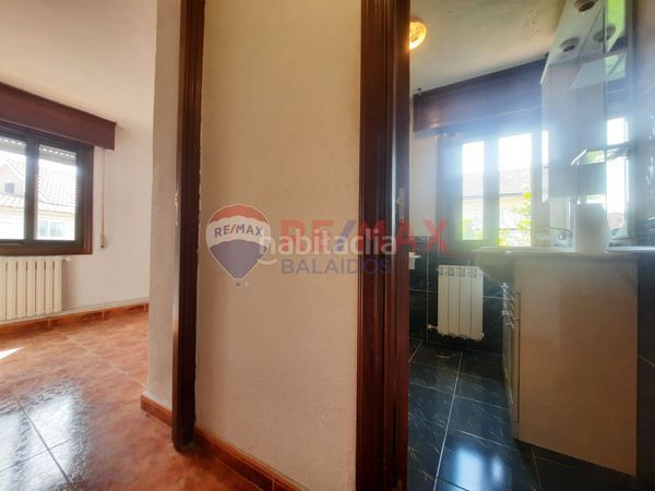 Foto a9c90ed8-6c68-45c0-b14e-5f4b69913482. Chalet en Valadares - Beade Vigo