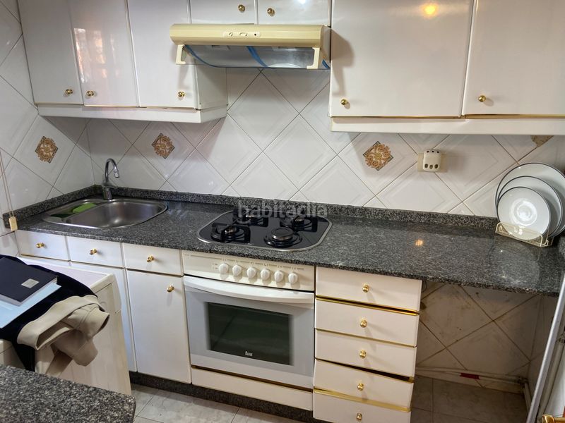 Foto 4853d8db-bd4d-4c62-964d-8a6687756a1b. Casa adossada a Teis Vigo