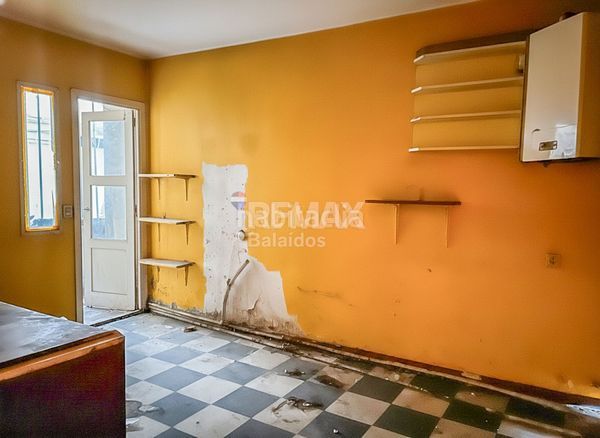 Foto f1153567-ca36-4817-940a-3ce3a11b212a. Pis a Sardoma - Castrelos Vigo