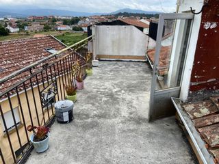 Casa adossada  Rúa laxes