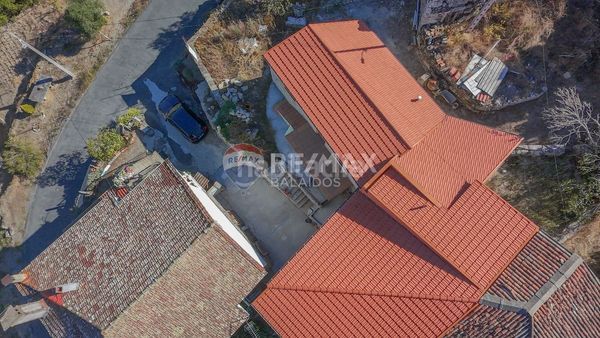 Foto 3758a04b-0a02-4880-b98c-6a23d55c507a. Casa a Cenlle