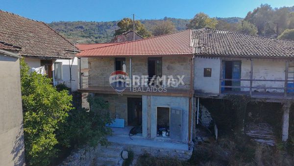 Foto d497becb-30c9-4def-9c9b-edd20c5c8945. Casa a Cenlle