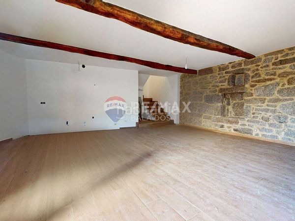 Foto ee38b7a5-ac47-473a-b73f-6f9ab30a991d. Casa a Cenlle